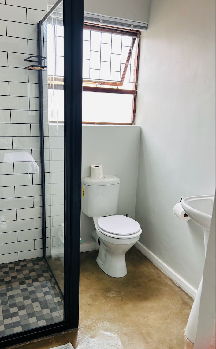 Unit A photo 5